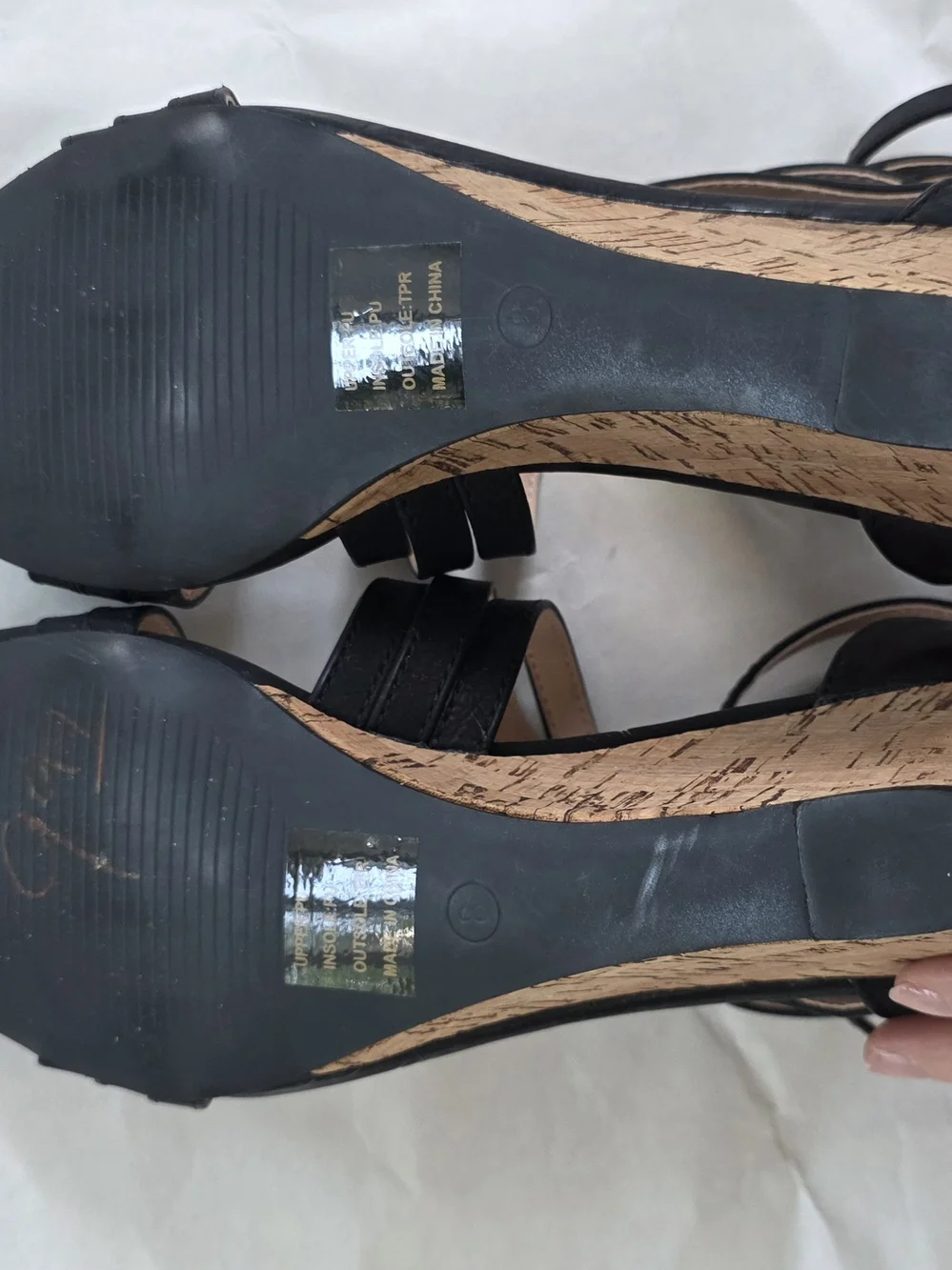 Journee Collection Black Strappy Cork Wedge Sandals Women's Size 8 Back Zip